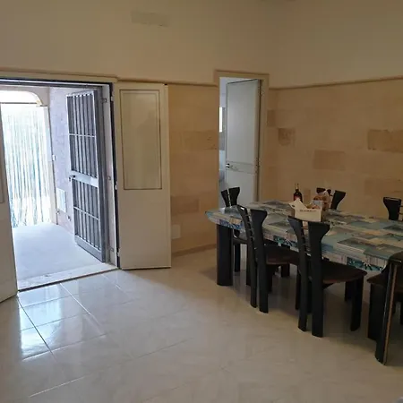 Holiday home Casetta Reby Torre Colimena